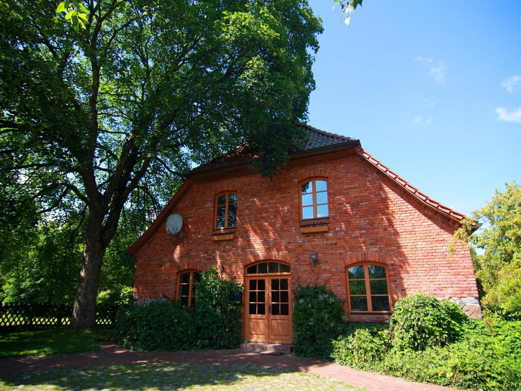 Willa Mansion In Gressow With Terrace Garden Bbq Pond Bicycles Zewnętrze zdjęcie